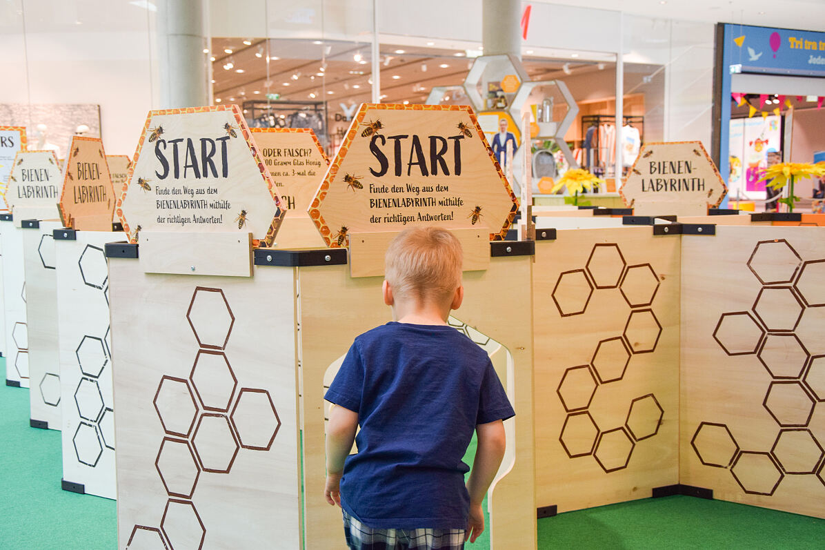 Bild 2_Interaktive_Bienen-Stationen_ZIMBAPARK 